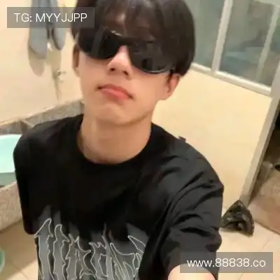 冯崧余
